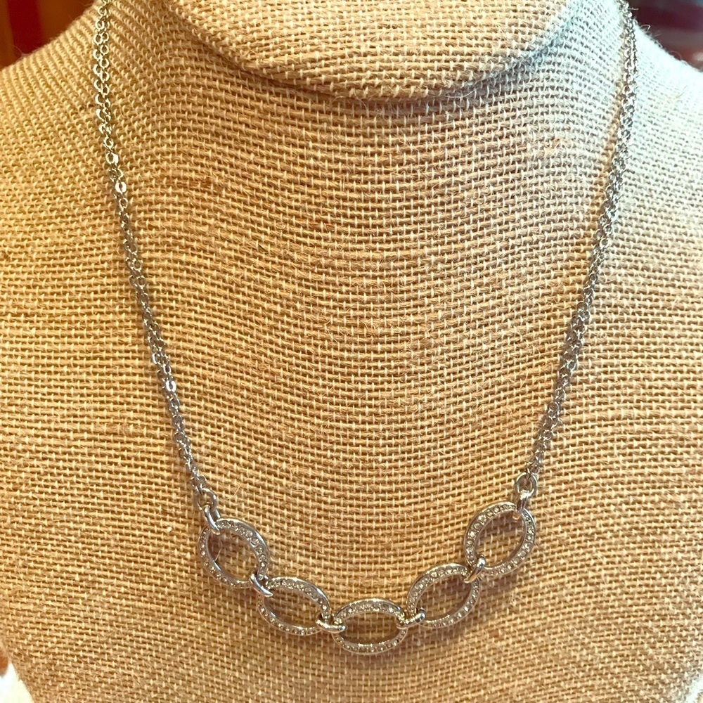 Chloe & Isabel Pave Links necklace